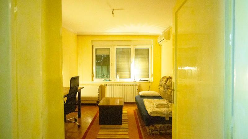 Private Cozy Room 1 With Shared Kitchen In Appartment, Downtown เบลเกรด ภายนอก รูปภาพ